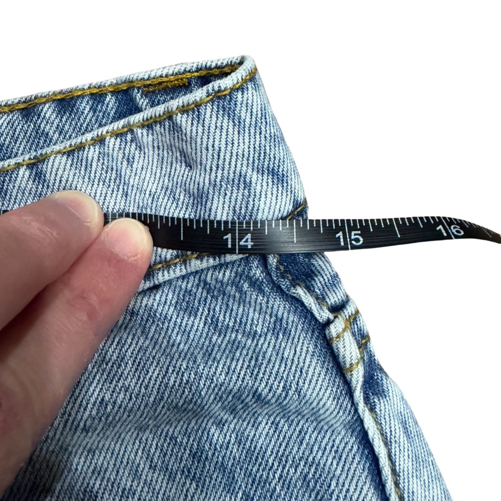 ✨ BDG x Urban Renewal Remade Patchwork High-Rise Baggy Jeans Size 29 - Picture 11 of 14